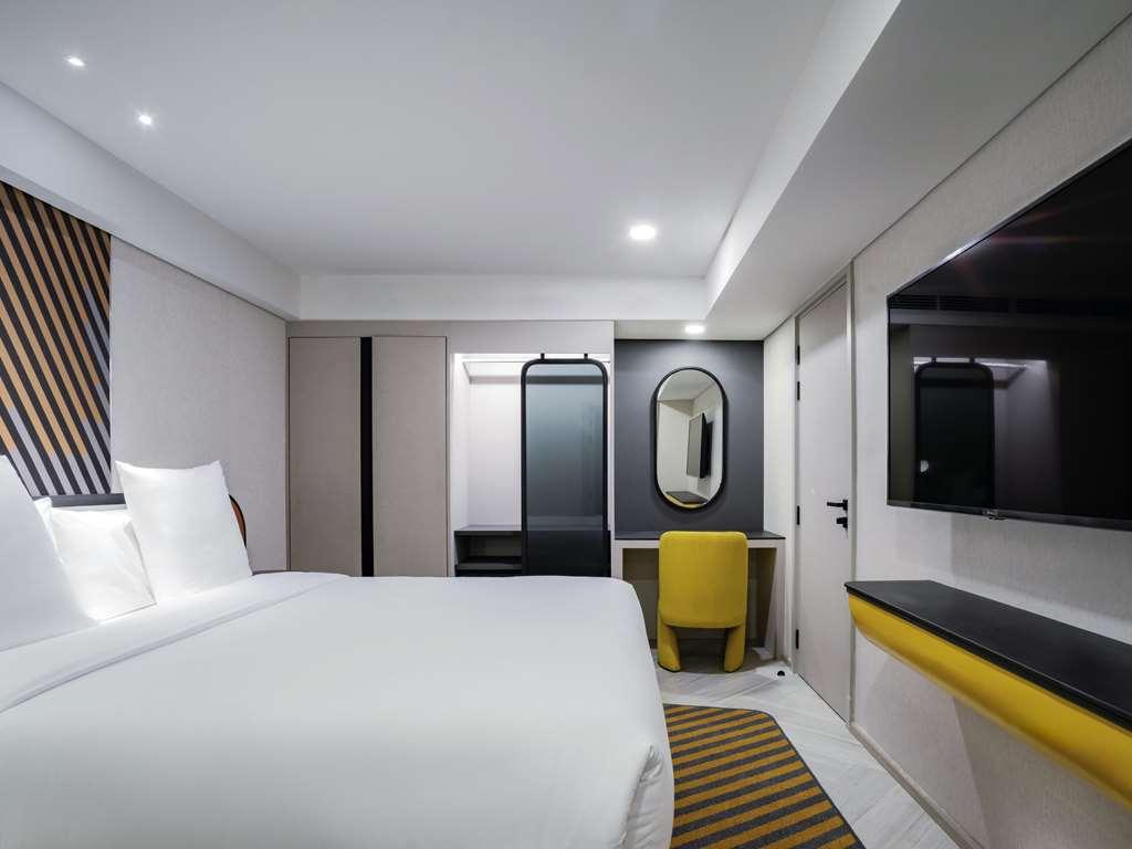 Tribe Living Bangkok Sukhumvit 39 By Accorhotels Room photo