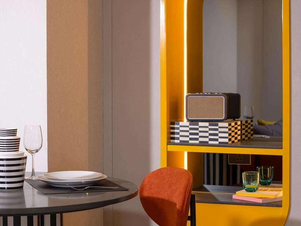 Tribe Living Bangkok Sukhumvit 39 By Accorhotels Room photo