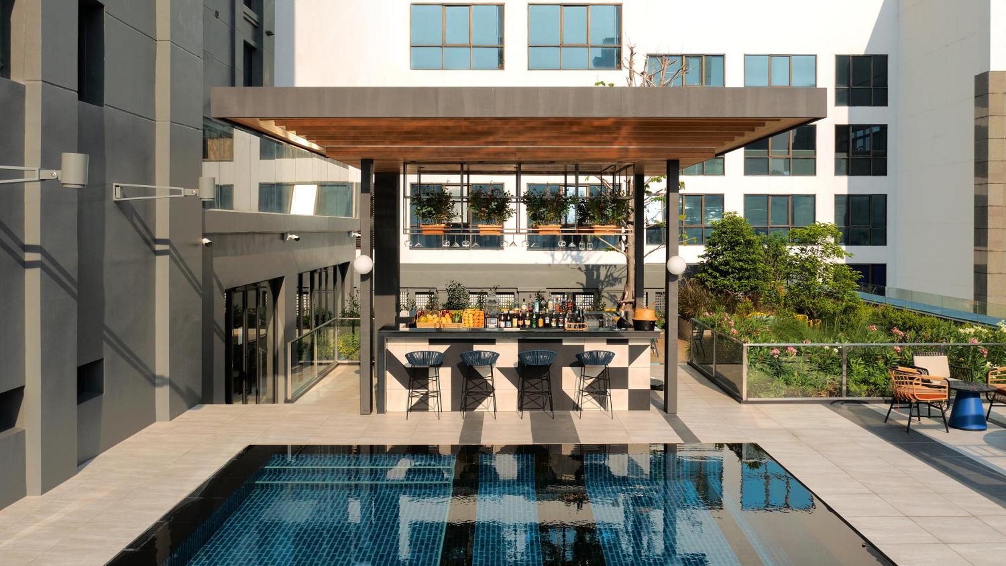 Tribe Living Bangkok Sukhumvit 39 By Accorhotels Exterior photo