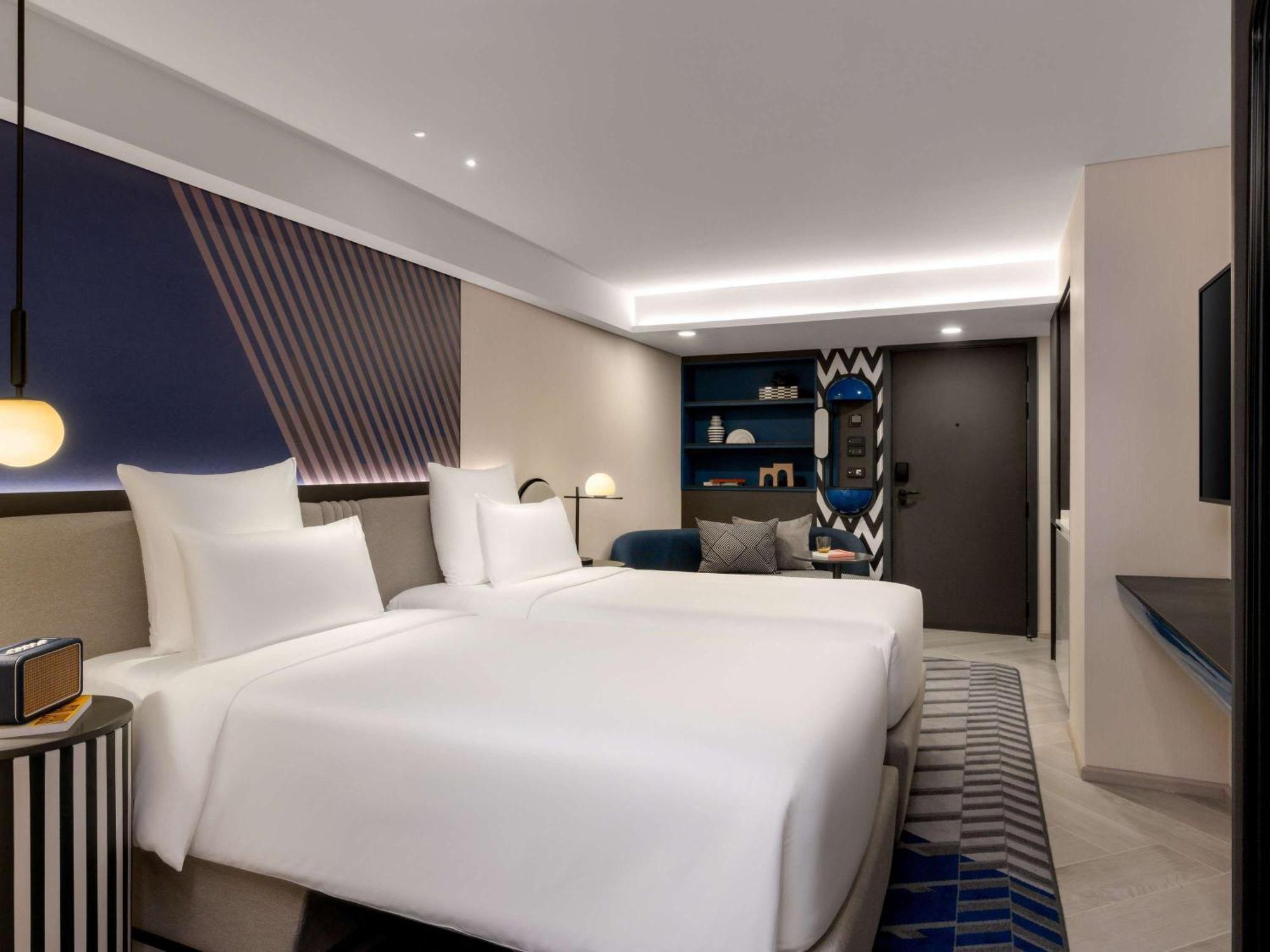 Tribe Living Bangkok Sukhumvit 39 By Accorhotels Exterior photo