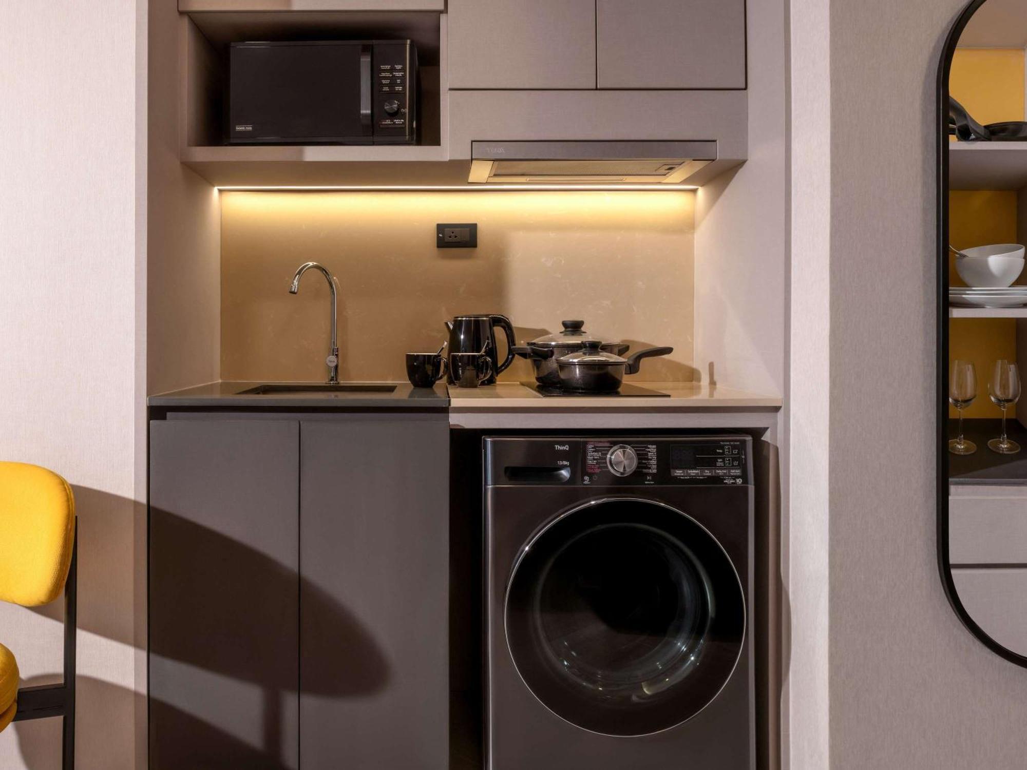 Tribe Living Bangkok Sukhumvit 39 By Accorhotels Exterior photo